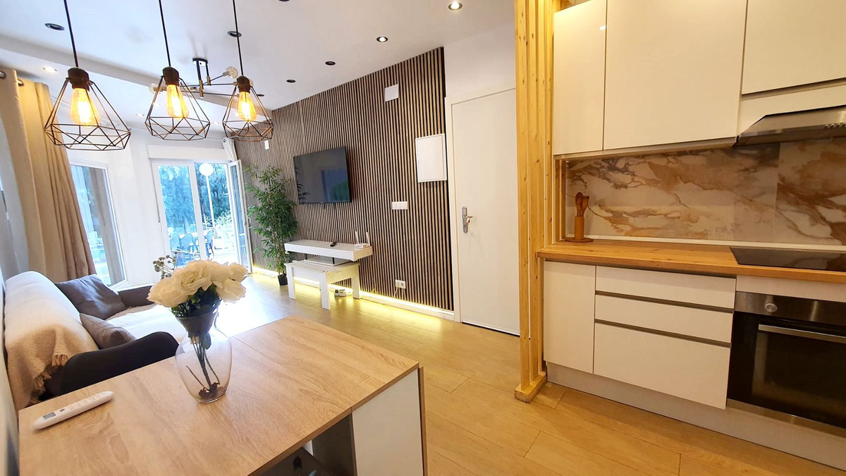 Se vende Apartamento Planta Baja de 2 dormitorios en Costa Del Sol, Málaga, España