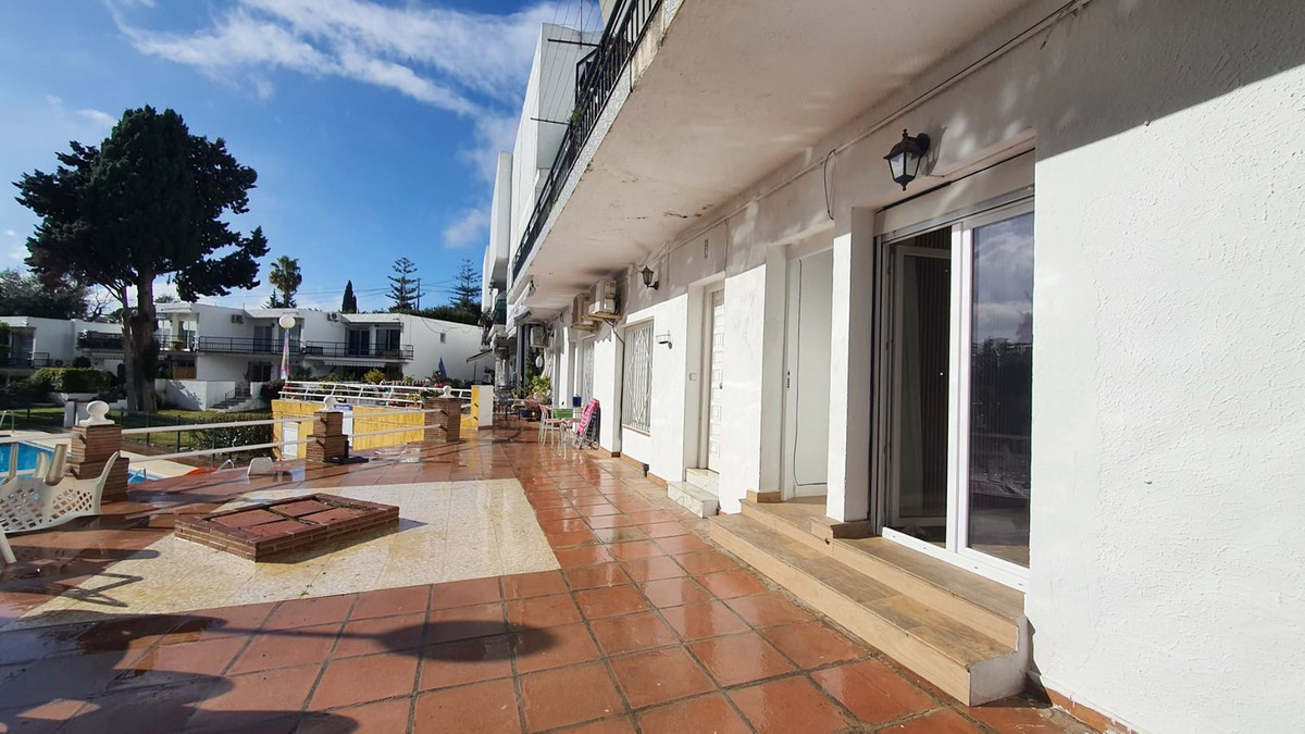 Se vende Apartamento Planta Baja de 2 dormitorios en Costa Del Sol, Málaga, España