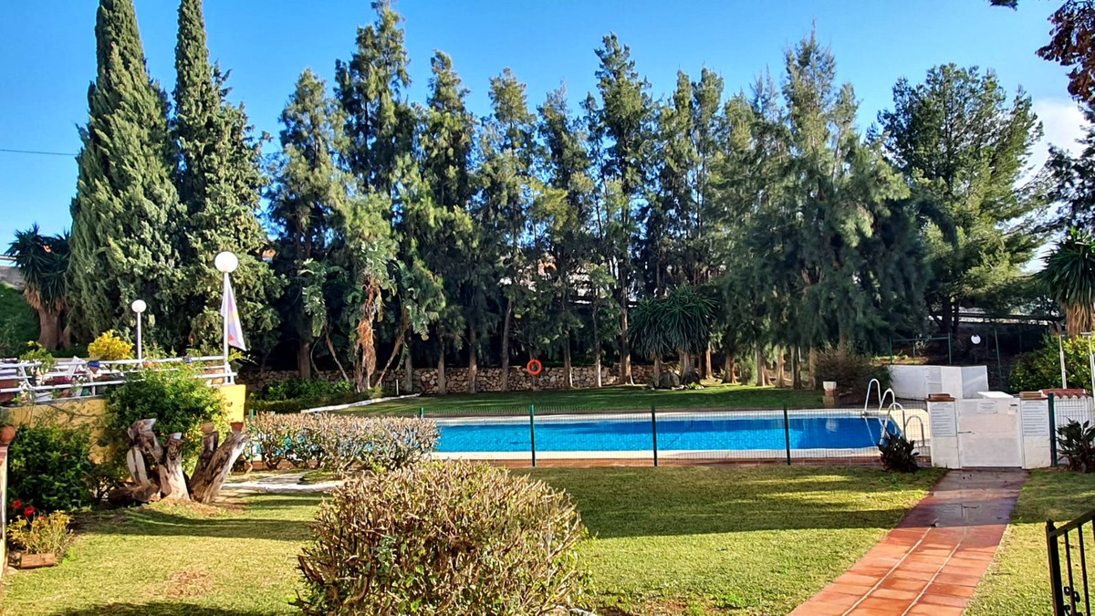 Se vende Apartamento Planta Baja de 2 dormitorios en Costa Del Sol, Málaga, España