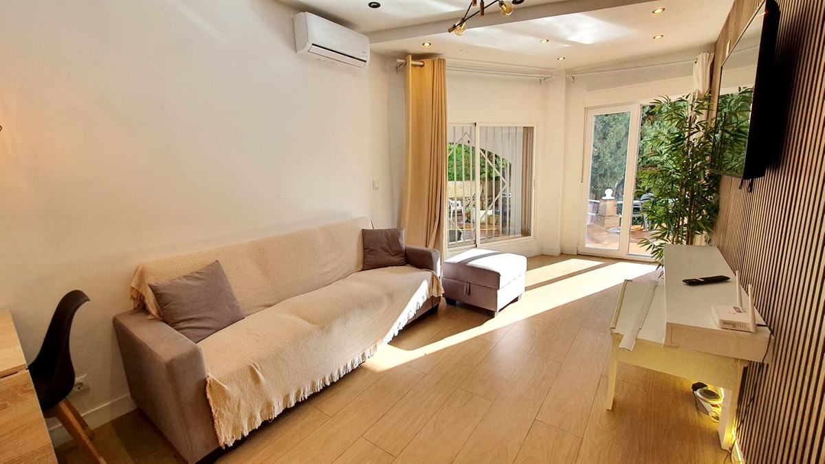 Se vende Apartamento Planta Baja de 2 dormitorios en Costa Del Sol, Málaga, España