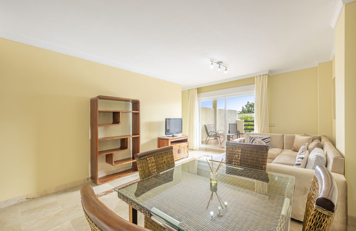 2 Bed Apartment for sale in Estepona Costa Del Sol, Málaga, Spain