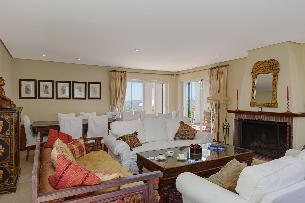 6 Bed Townhouse for sale in Mijas Costa Del Sol, Málaga, Spain