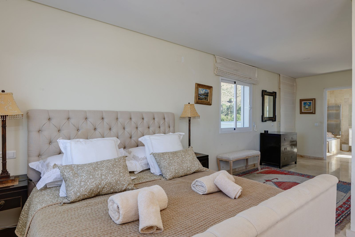6 Bed Townhouse for sale in Mijas Costa Del Sol, Málaga, Spain