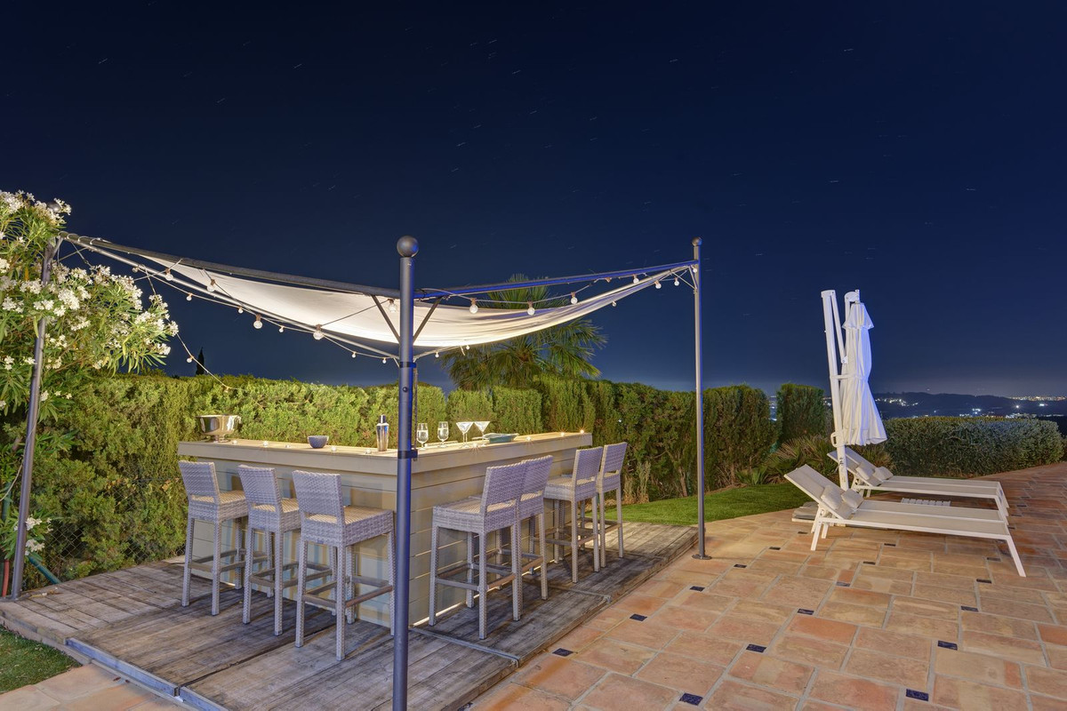 6 Bed Townhouse for sale in Mijas Costa Del Sol, Málaga, Spain