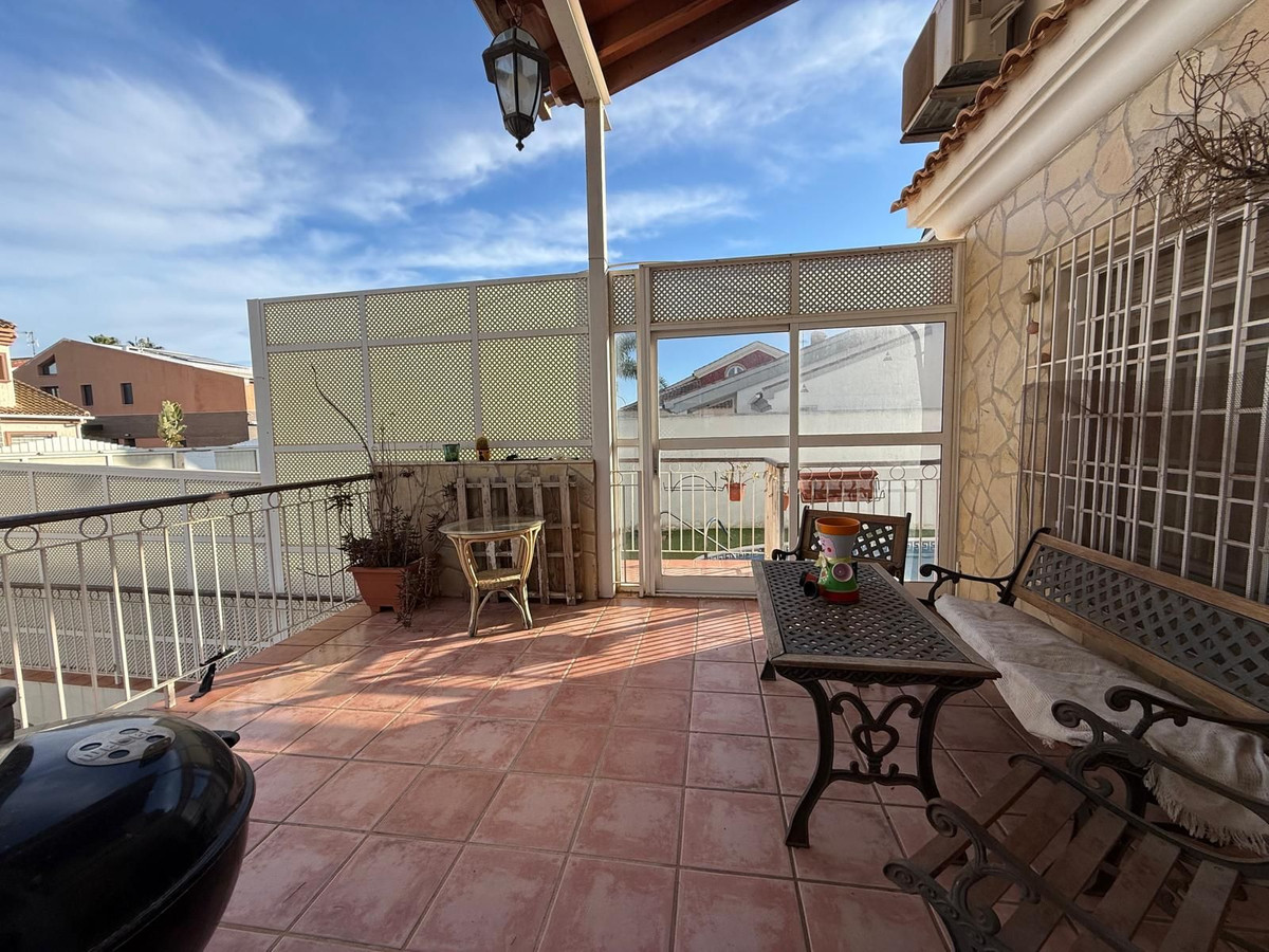 Se vende Villa - Chalet de 4 dormitorios en Costa Calida, Murcia, España