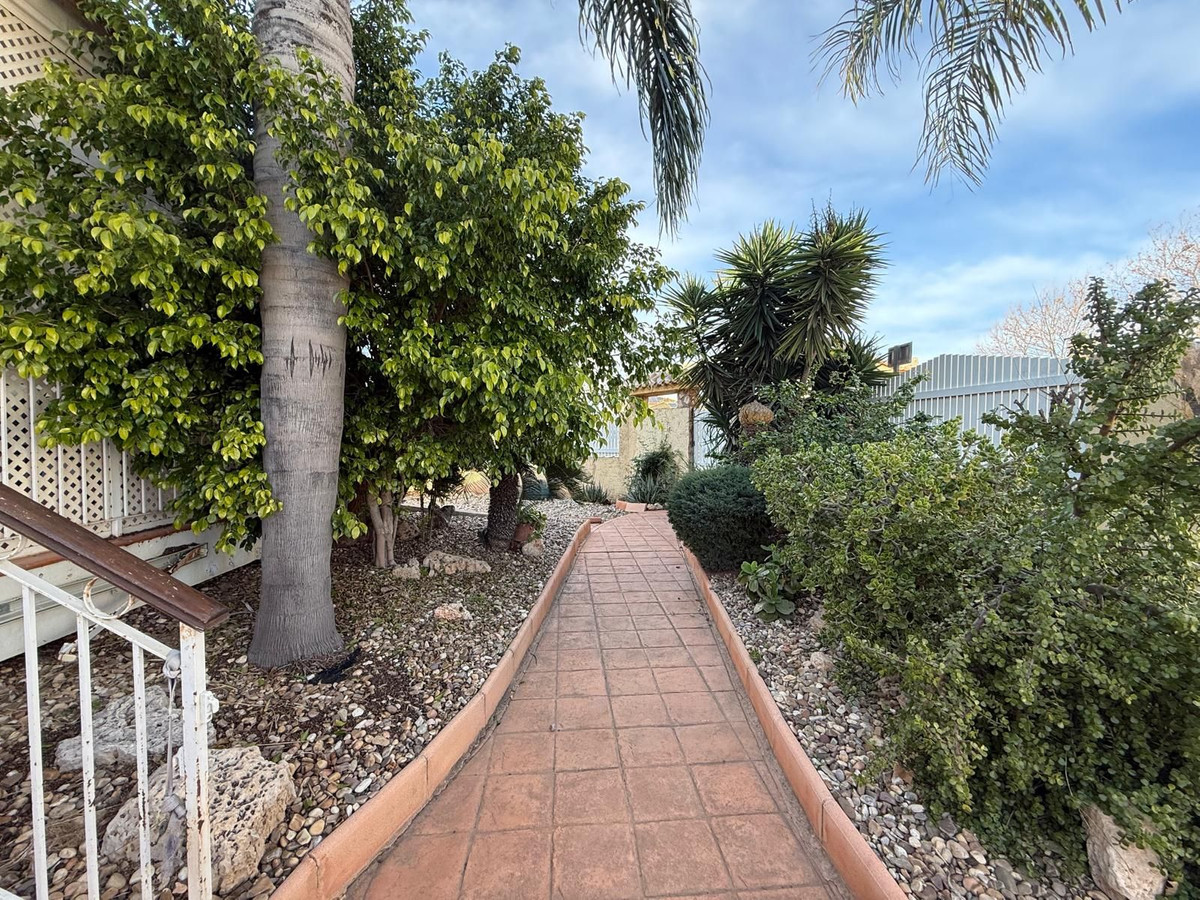 Se vende Villa - Chalet de 4 dormitorios en Costa Calida, Murcia, España
