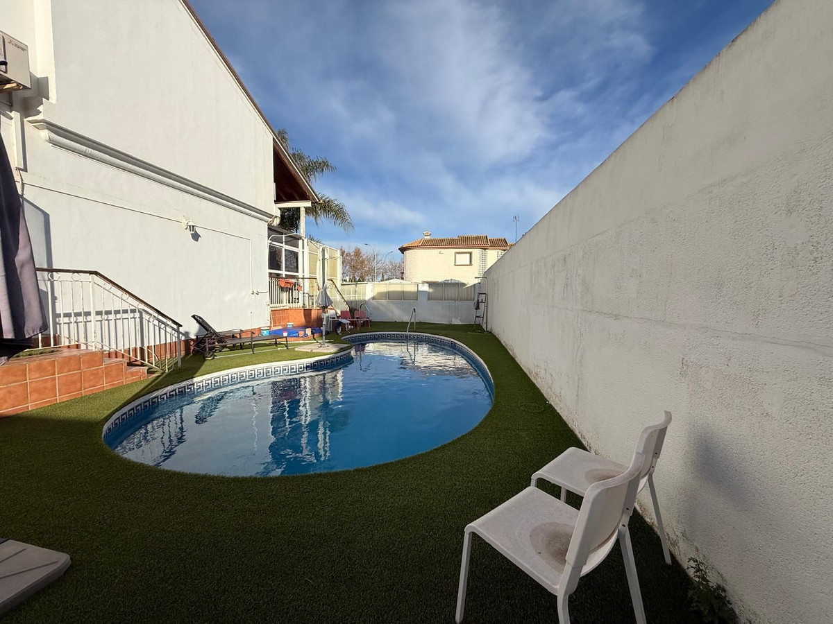 Se vende Villa - Chalet de 4 dormitorios en Costa Calida, Murcia, España