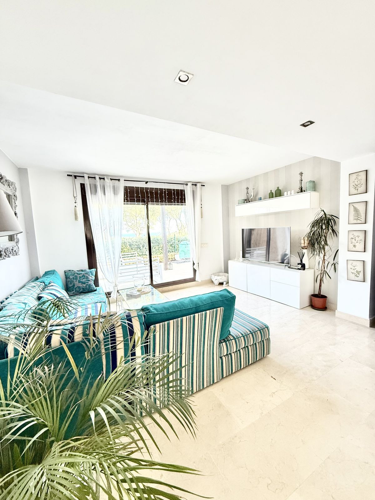 Se vende Adosada de 3 dormitorios en Costa Del Sol, Cadiz, España