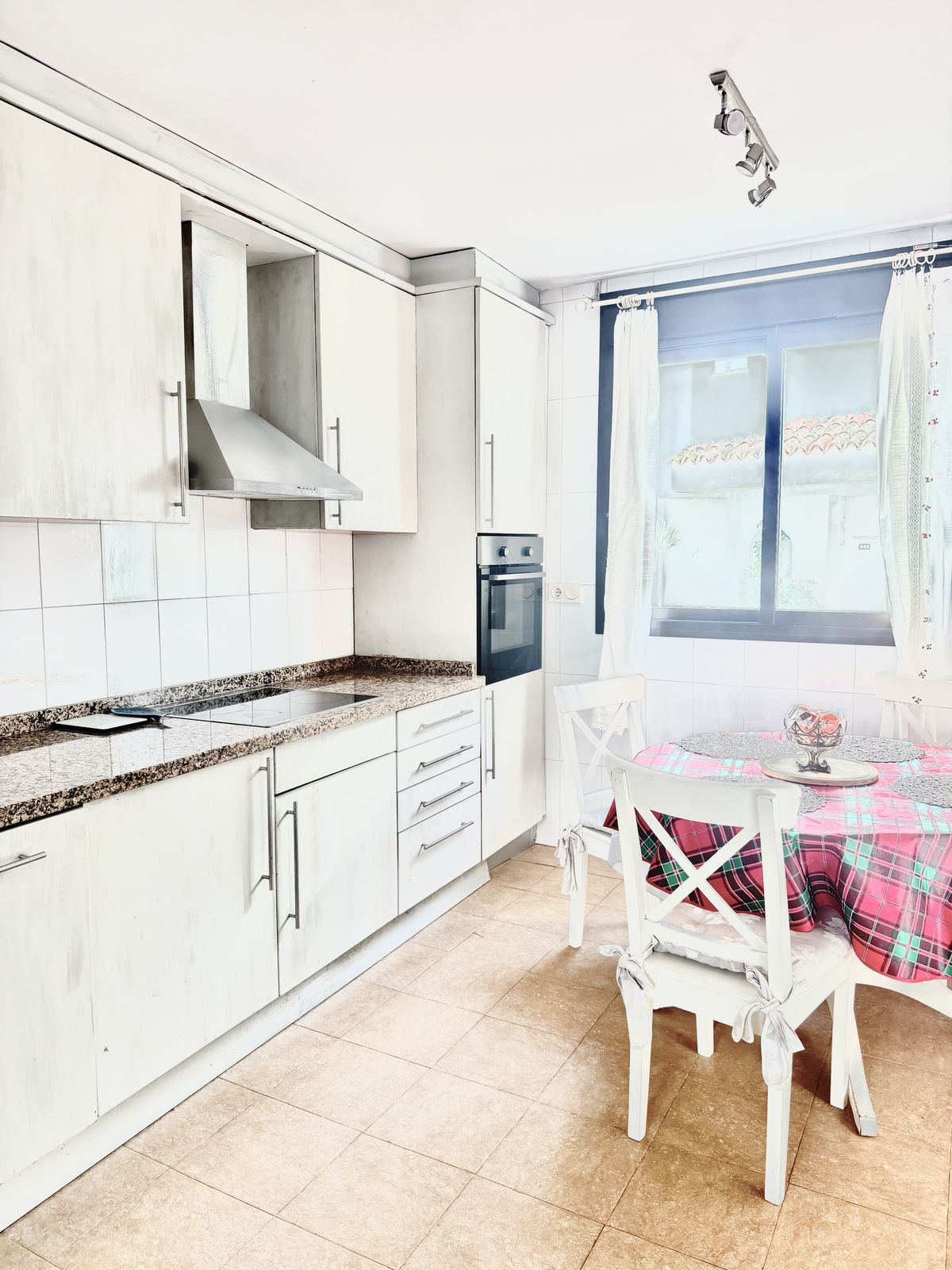 Se vende Adosada de 3 dormitorios en Costa Del Sol, Cadiz, España