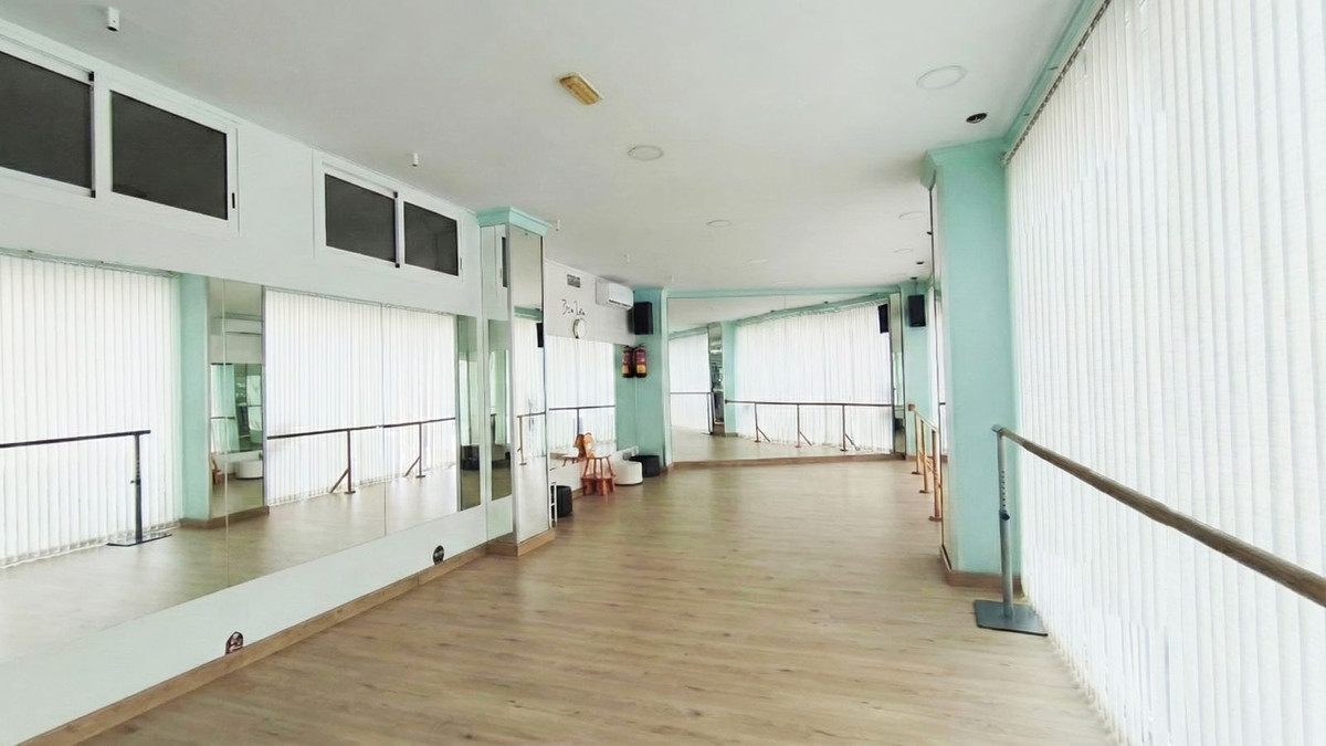 Se vende Tienda  en Costa Del Sol, Málaga, España