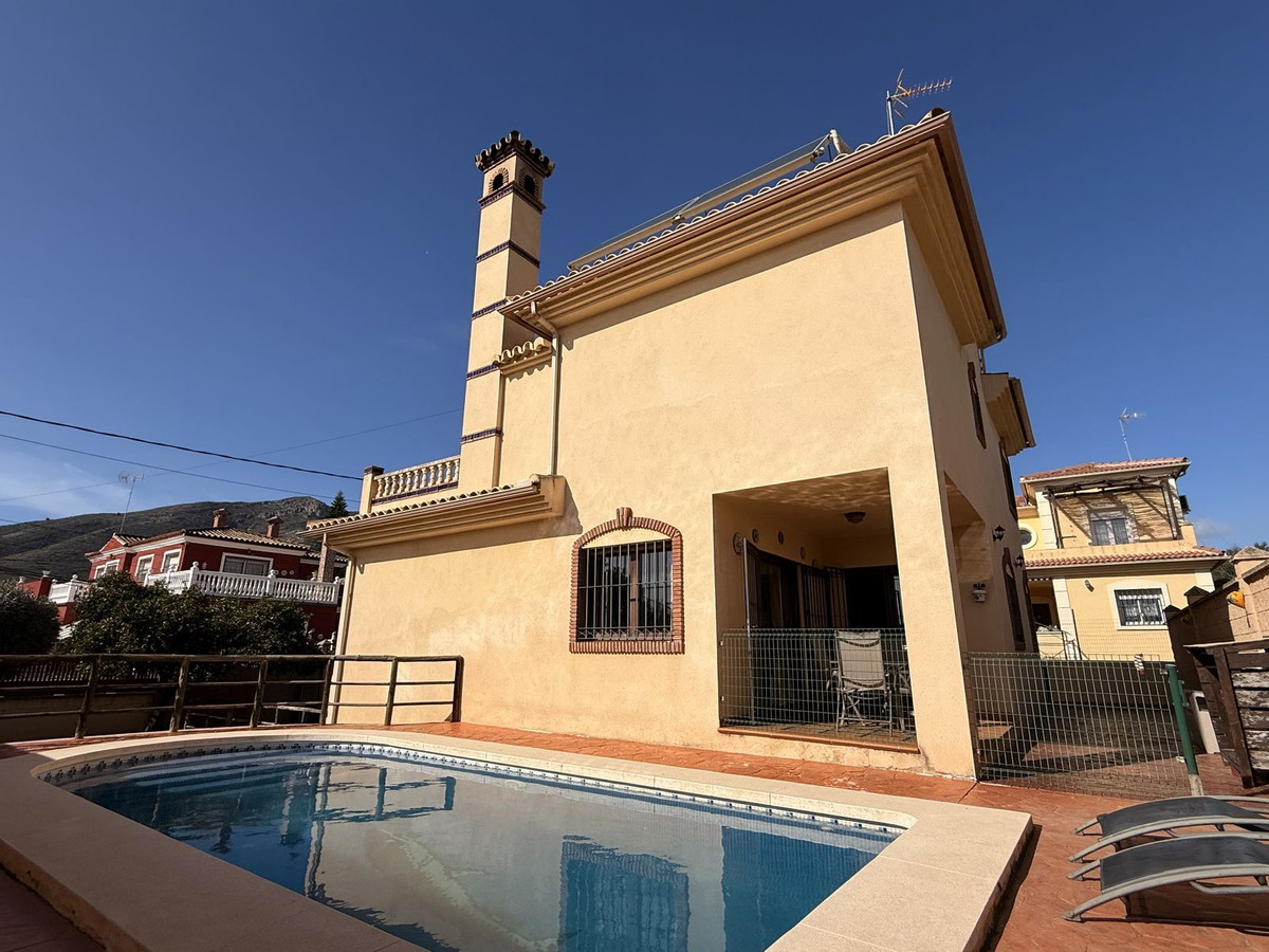 4 Bed Townhouse for sale in Torremolinos Costa Del Sol, Málaga, Spain