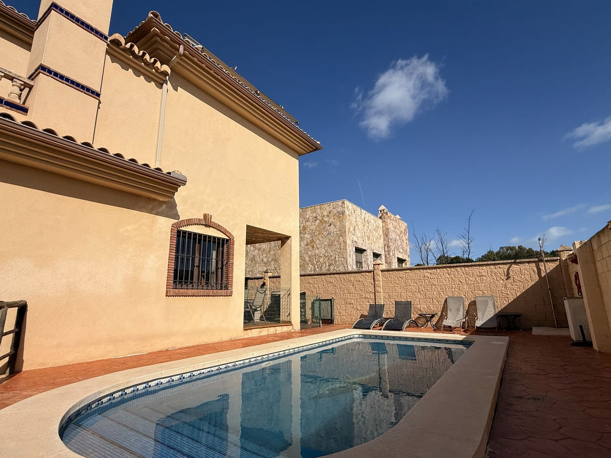 4 Bed Townhouse for sale in Torremolinos Costa Del Sol, Málaga, Spain