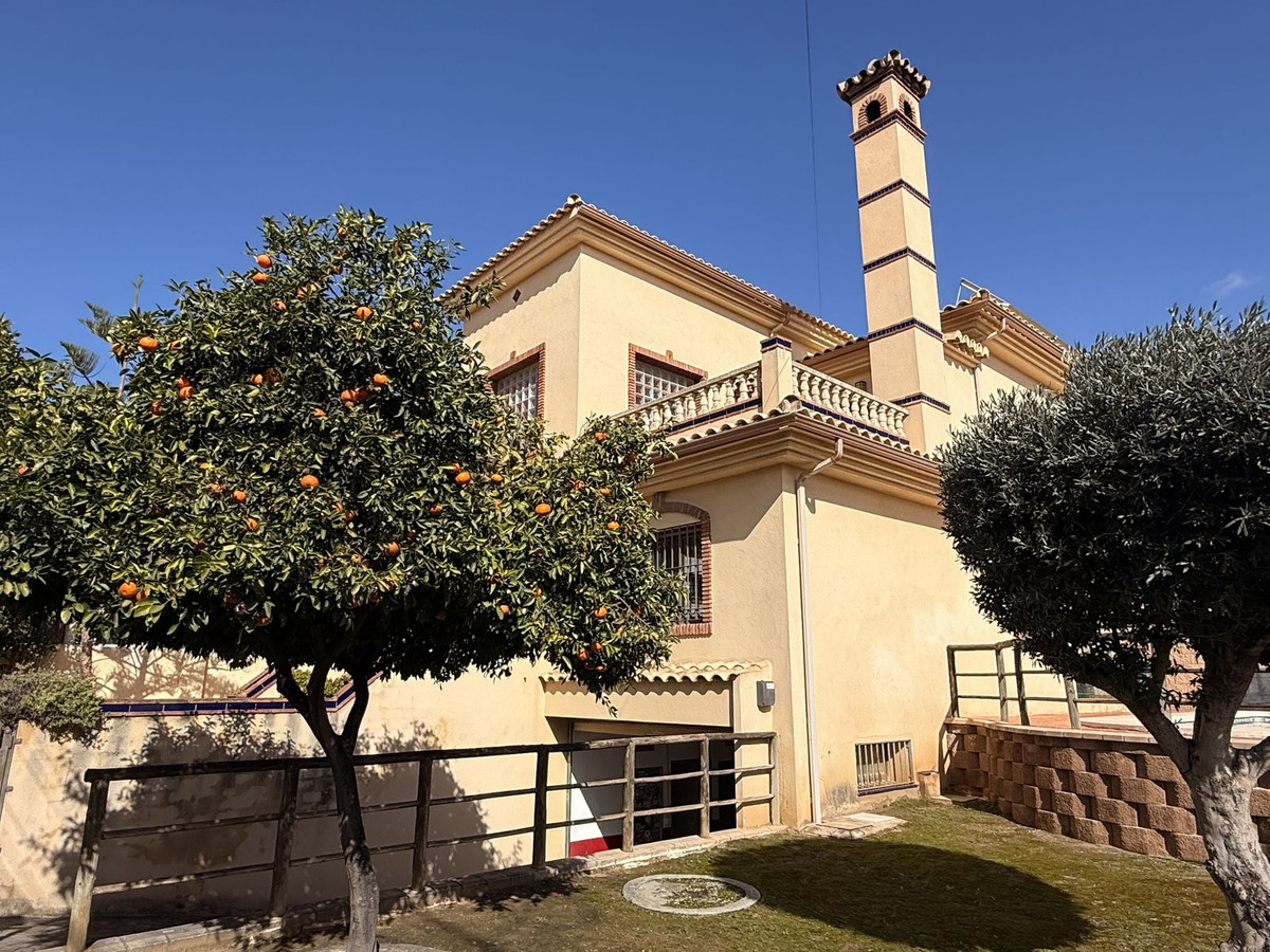 4 Bed Townhouse for sale in Torremolinos Costa Del Sol, Málaga, Spain