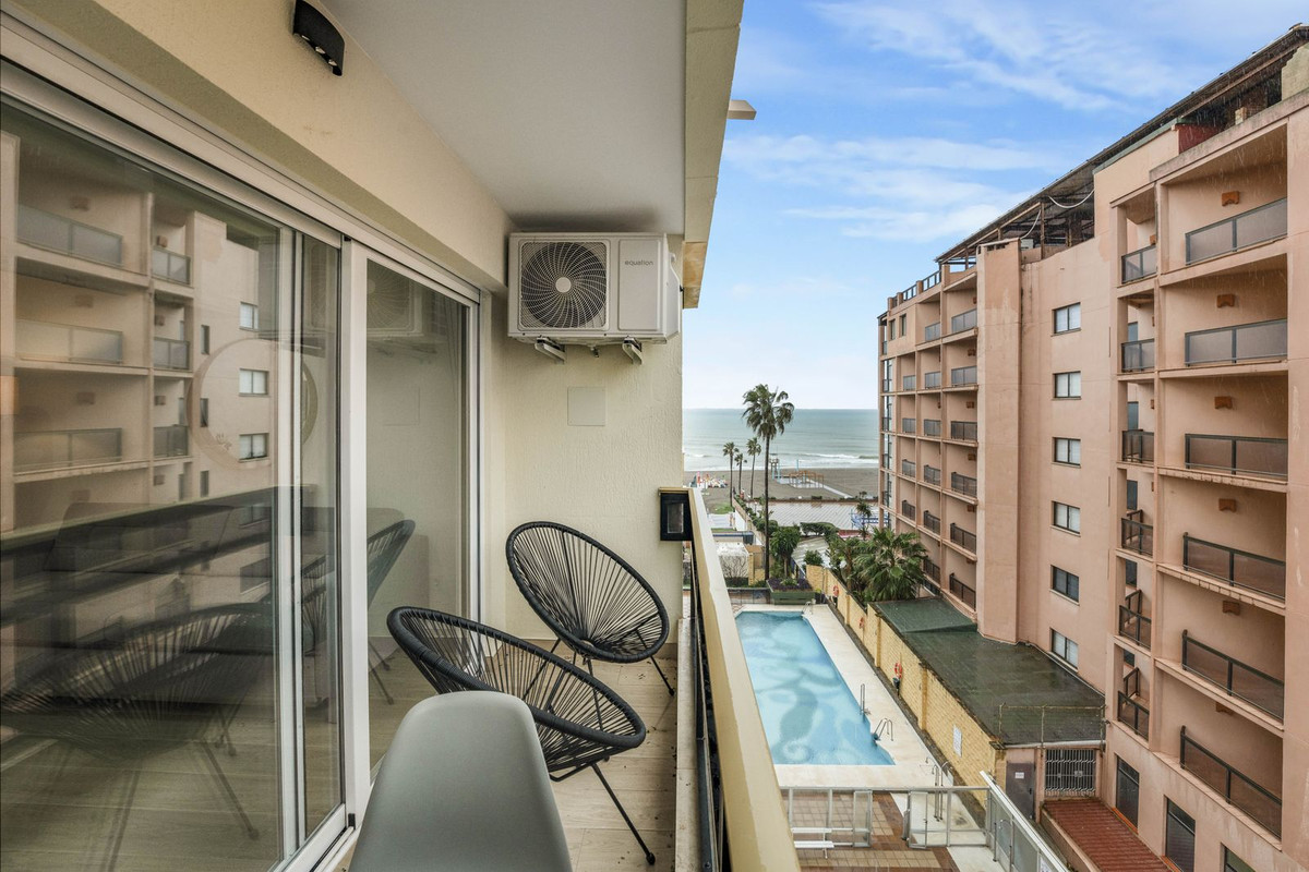 1 Bed Apartment for sale in La Carihuela Costa Del Sol, Málaga, Spain