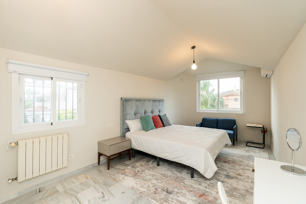 4 Bed Townhouse for sale in Marbesa Costa Del Sol, Málaga, Spain