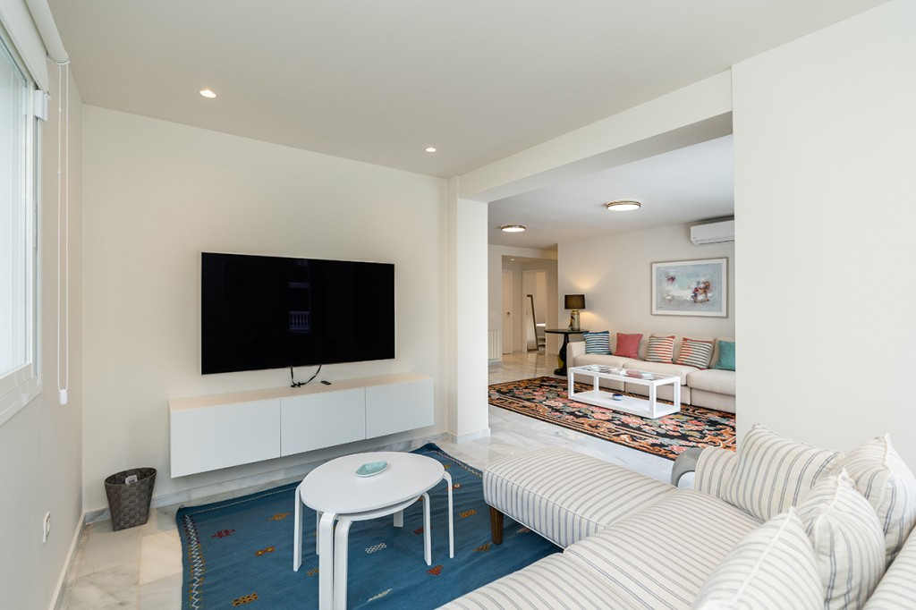 4 Bed Townhouse for sale in Marbesa Costa Del Sol, Málaga, Spain