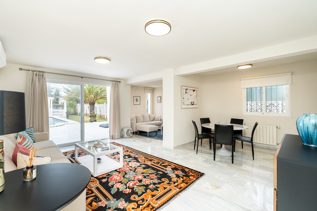 4 Bed Townhouse for sale in Marbesa Costa Del Sol, Málaga, Spain