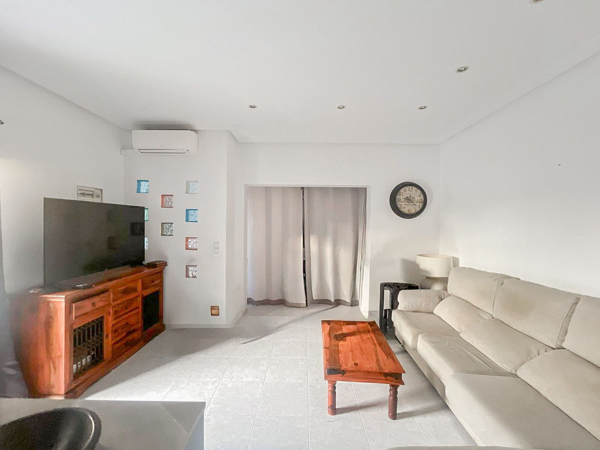 Se vende Apartamento Planta Baja de 2 dormitorios en Costa Blanca, Alicante, España