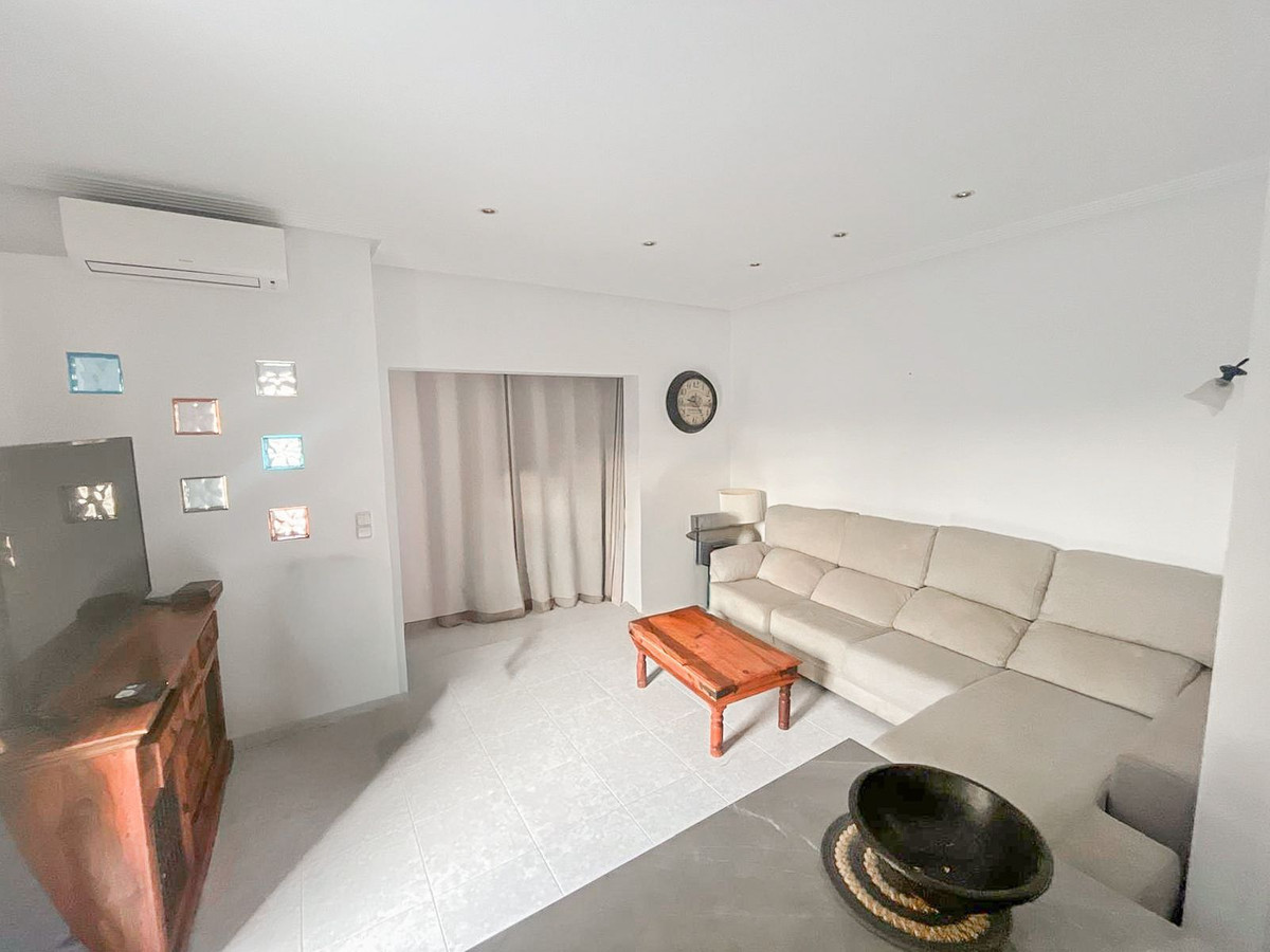 Se vende Apartamento Planta Baja de 2 dormitorios en Costa Blanca, Alicante, España