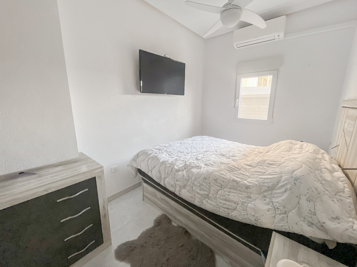 Se vende Apartamento Planta Baja de 2 dormitorios en Costa Blanca, Alicante, España