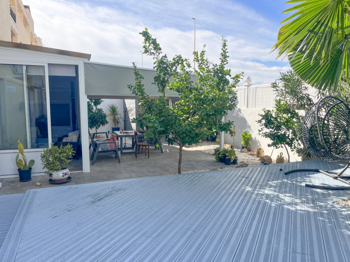 Se vende Apartamento Planta Baja de 2 dormitorios en Costa Blanca, Alicante, España
