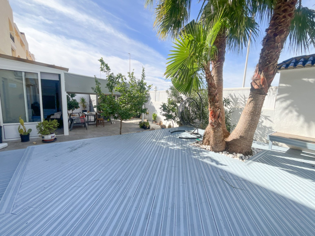 Se vende Apartamento Planta Baja de 2 dormitorios en Costa Blanca, Alicante, España