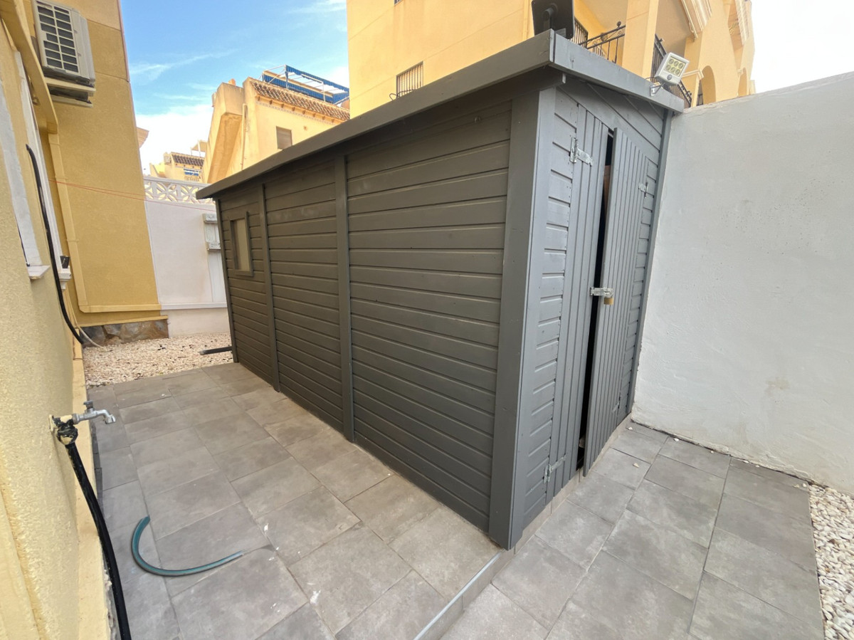 Se vende Apartamento Planta Baja de 2 dormitorios en Costa Blanca, Alicante, España