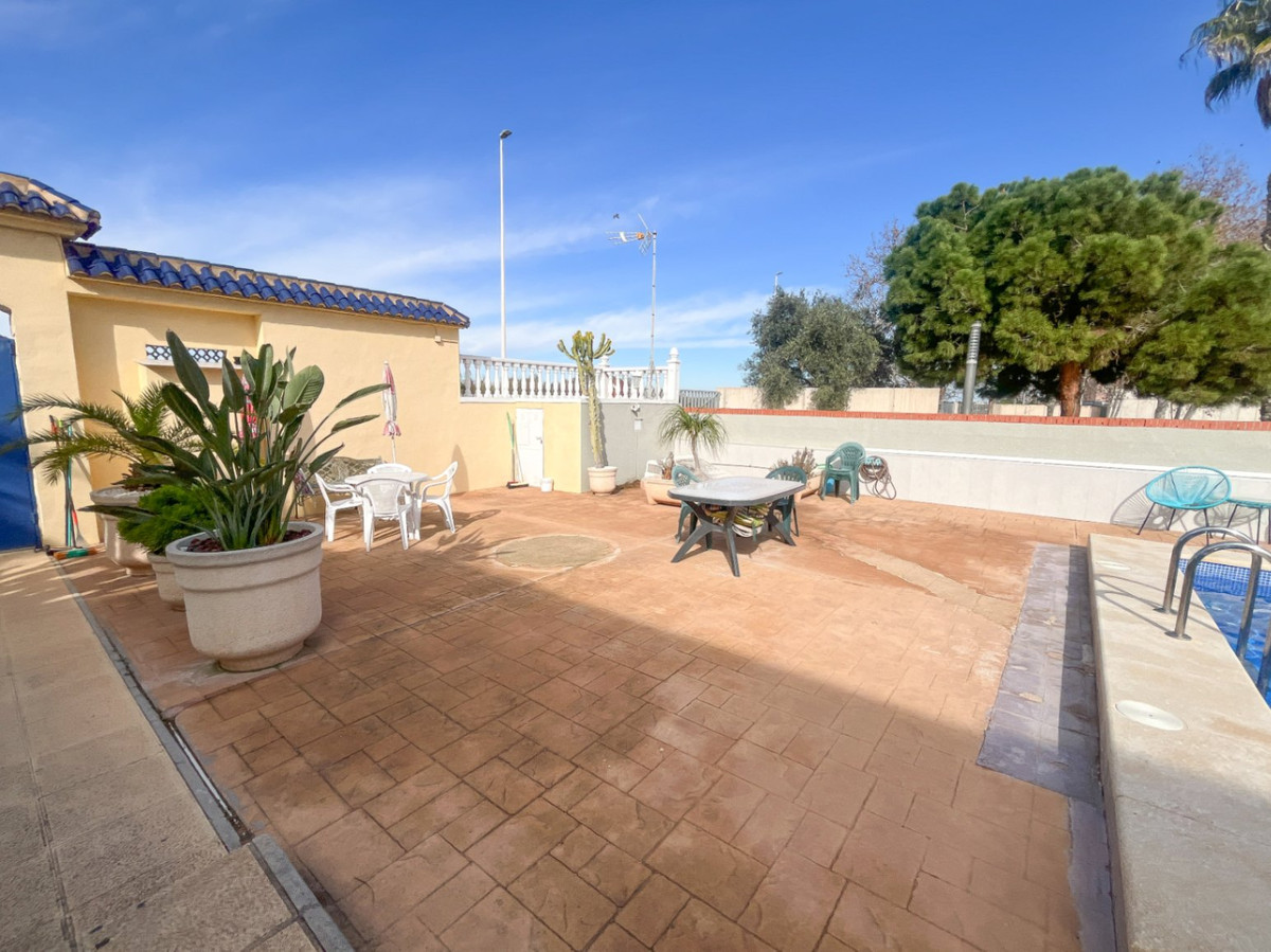 Se vende Apartamento Planta Baja de 2 dormitorios en Costa Blanca, Alicante, España