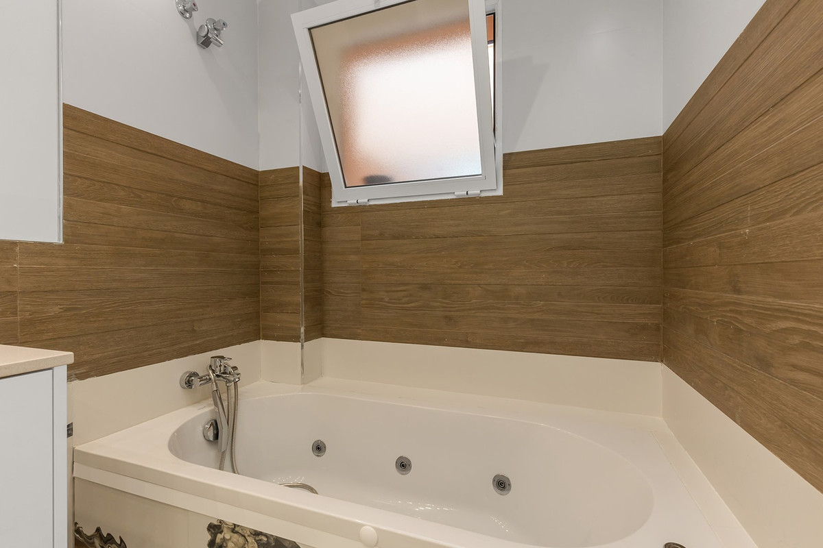 Se vende Apartamento Planta Baja de 3 dormitorios en Costa Blanca, Alicante, España