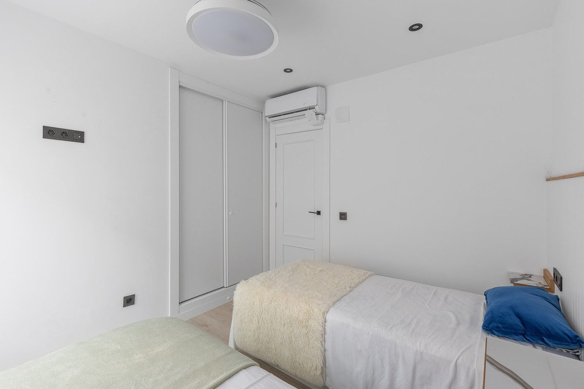 Se vende Apartamento Planta Baja de 3 dormitorios en Costa Blanca, Alicante, España