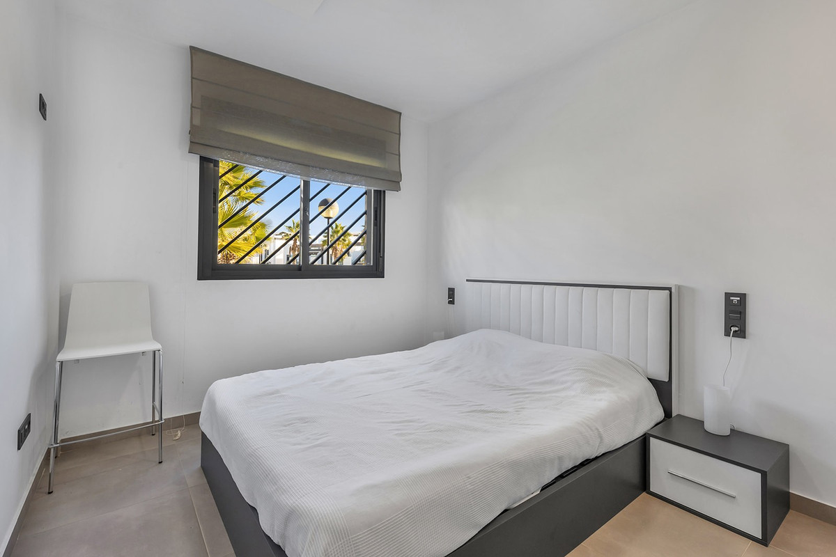 Se vende Apartamento Planta Baja de 2 dormitorios en Costa Blanca, Alicante, España