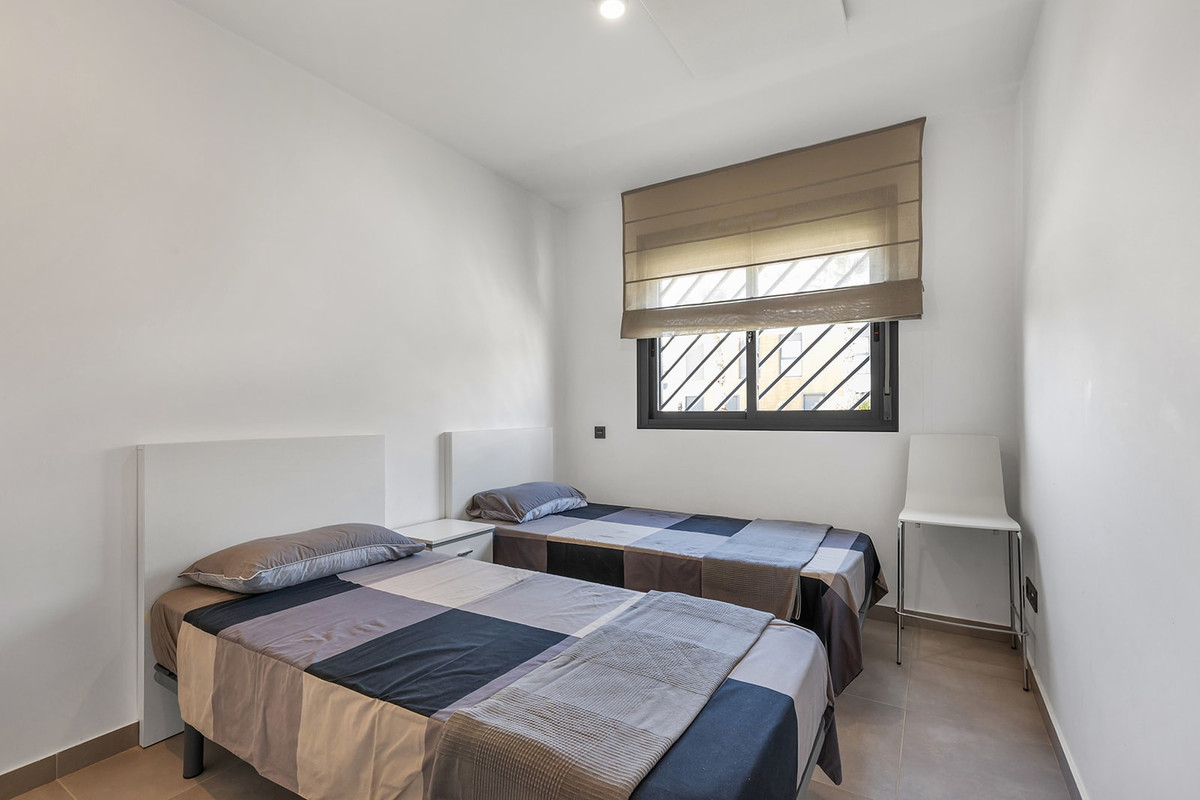 Se vende Apartamento Planta Baja de 2 dormitorios en Costa Blanca, Alicante, España