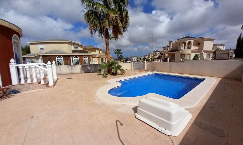 4 Bed Townhouse for sale in Pinar De Campoverde Costa Blanca, Alicante, Spain
