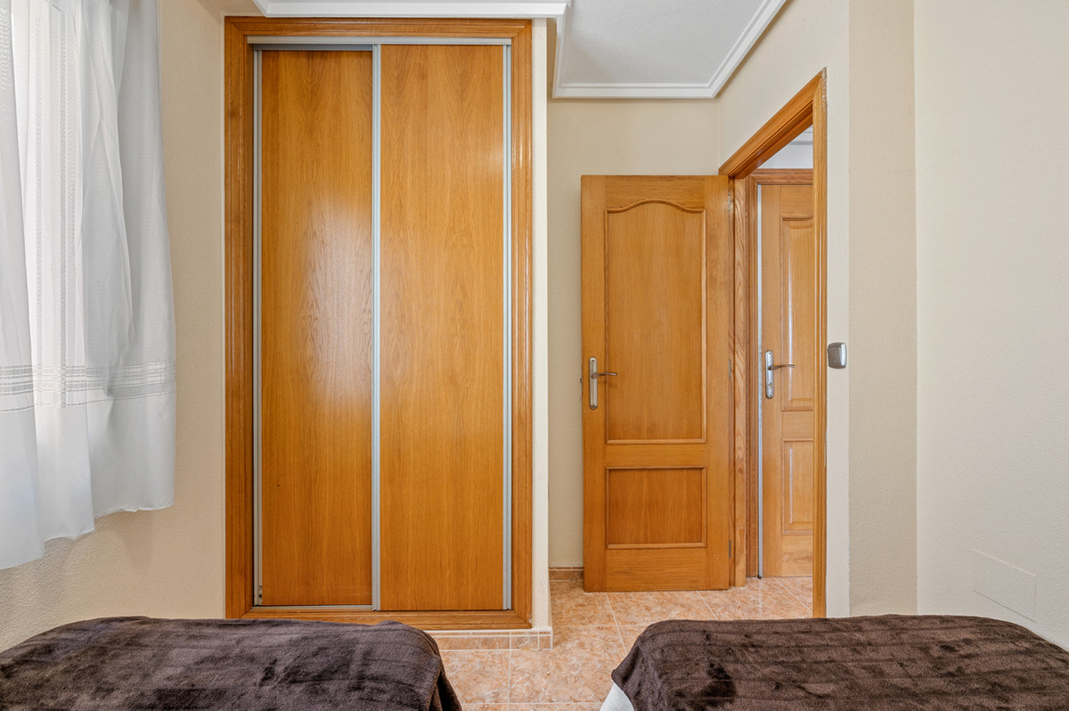 2 Bed Apartment for sale in Algorfa Costa Blanca, Alicante, Spain