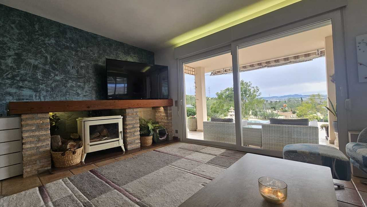 4 Bed Townhouse for sale in Torremendo Costa Blanca, Alicante, Spain