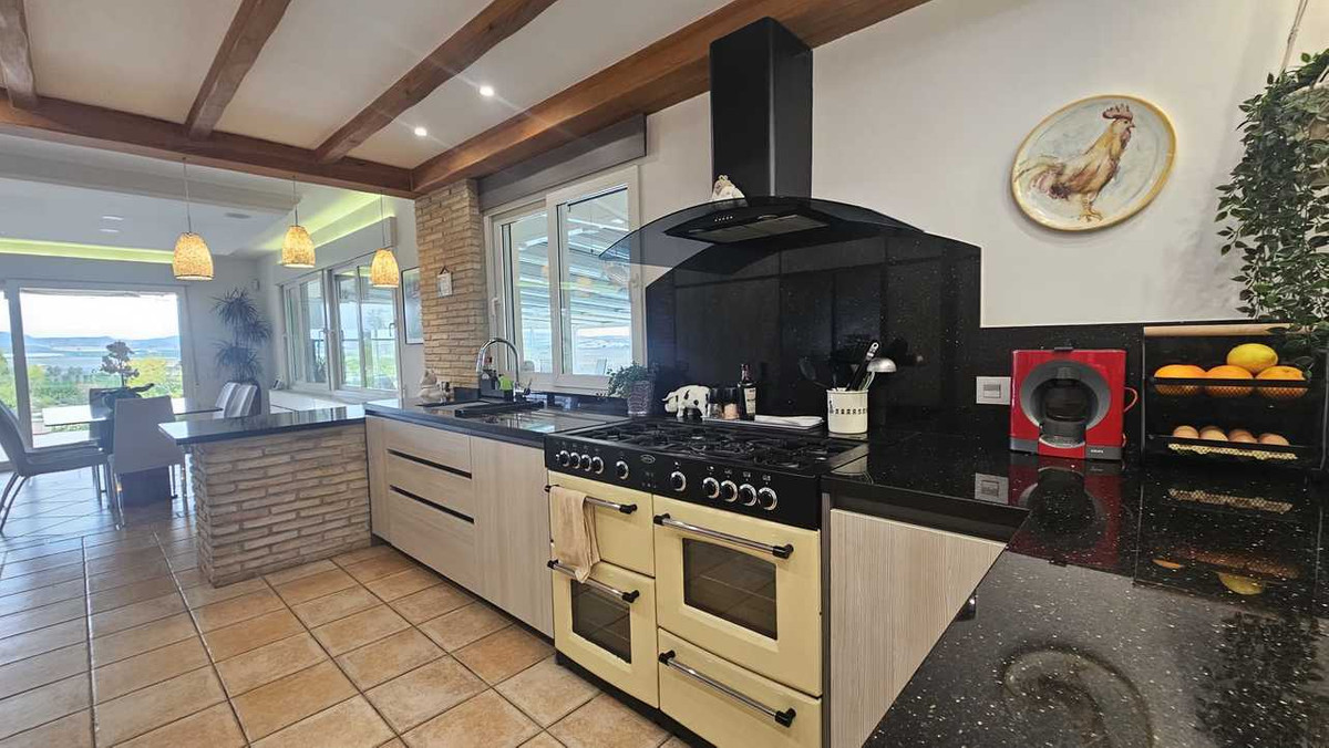 4 Bed Townhouse for sale in Torremendo Costa Blanca, Alicante, Spain