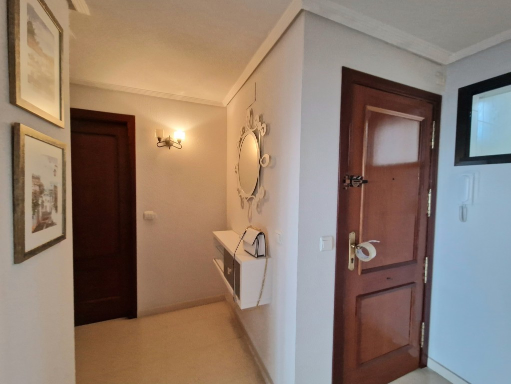 Se vende Apartamento Planta Media de 1 dormitorios en Costa Blanca, Alicante, España