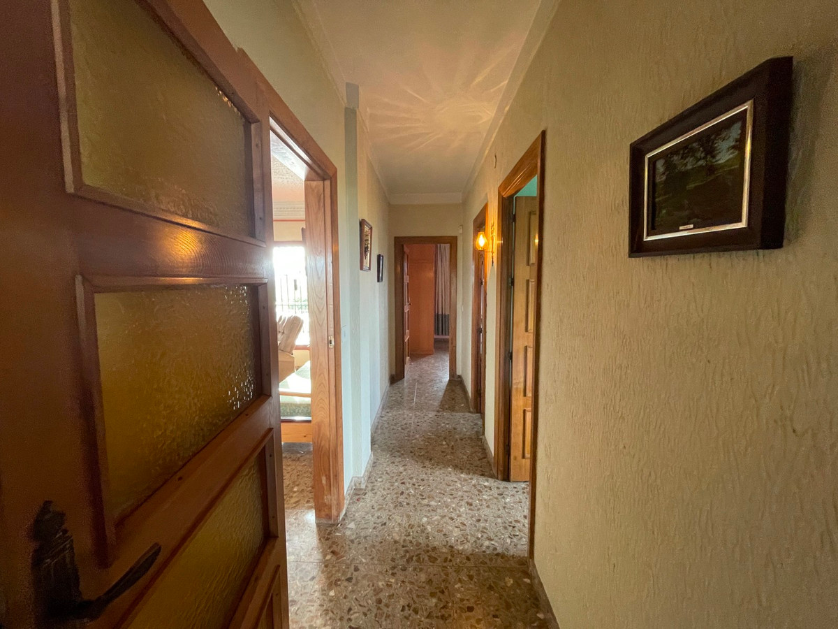 Se vende Villa - Chalet de 5 dormitorios en Costa Blanca, Alicante, España
