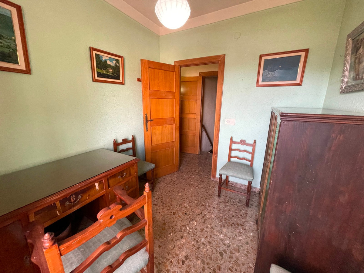 Se vende Villa - Chalet de 5 dormitorios en Costa Blanca, Alicante, España