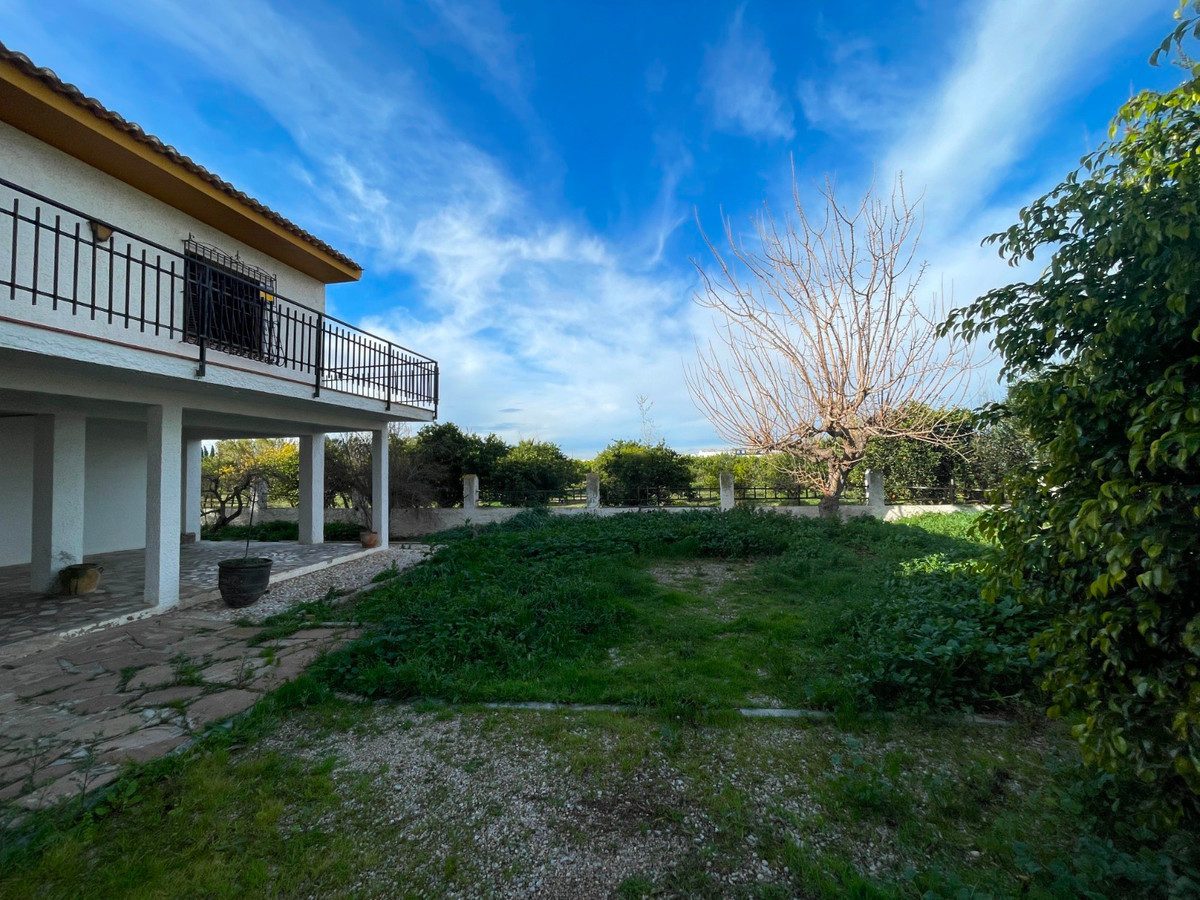Se vende Villa - Chalet de 5 dormitorios en Costa Blanca, Alicante, España