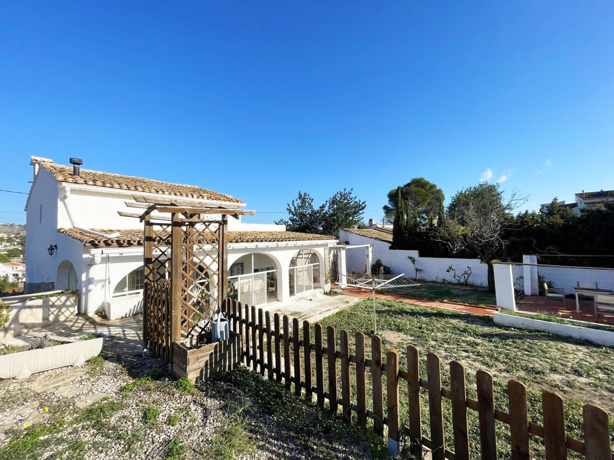 3 Bed Townhouse for sale in Calpe Costa Blanca, Alicante, Spain