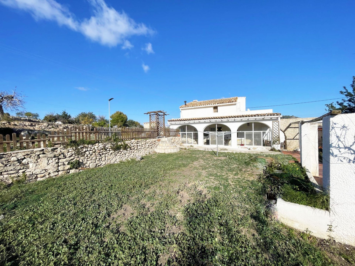 3 Bed Townhouse for sale in Calpe Costa Blanca, Alicante, Spain