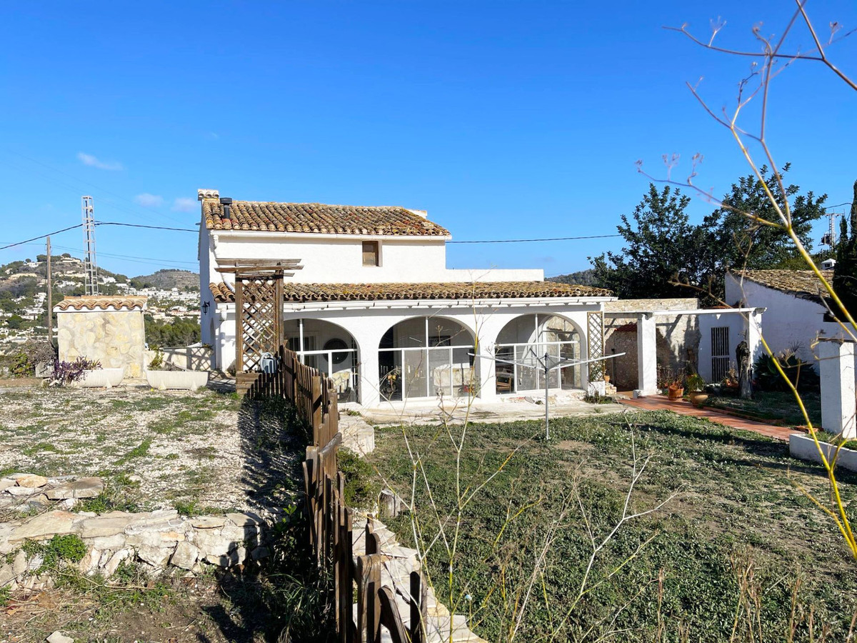 3 Bed Townhouse for sale in Calpe Costa Blanca, Alicante, Spain
