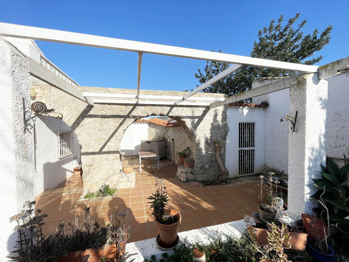 3 Bed Townhouse for sale in Calpe Costa Blanca, Alicante, Spain