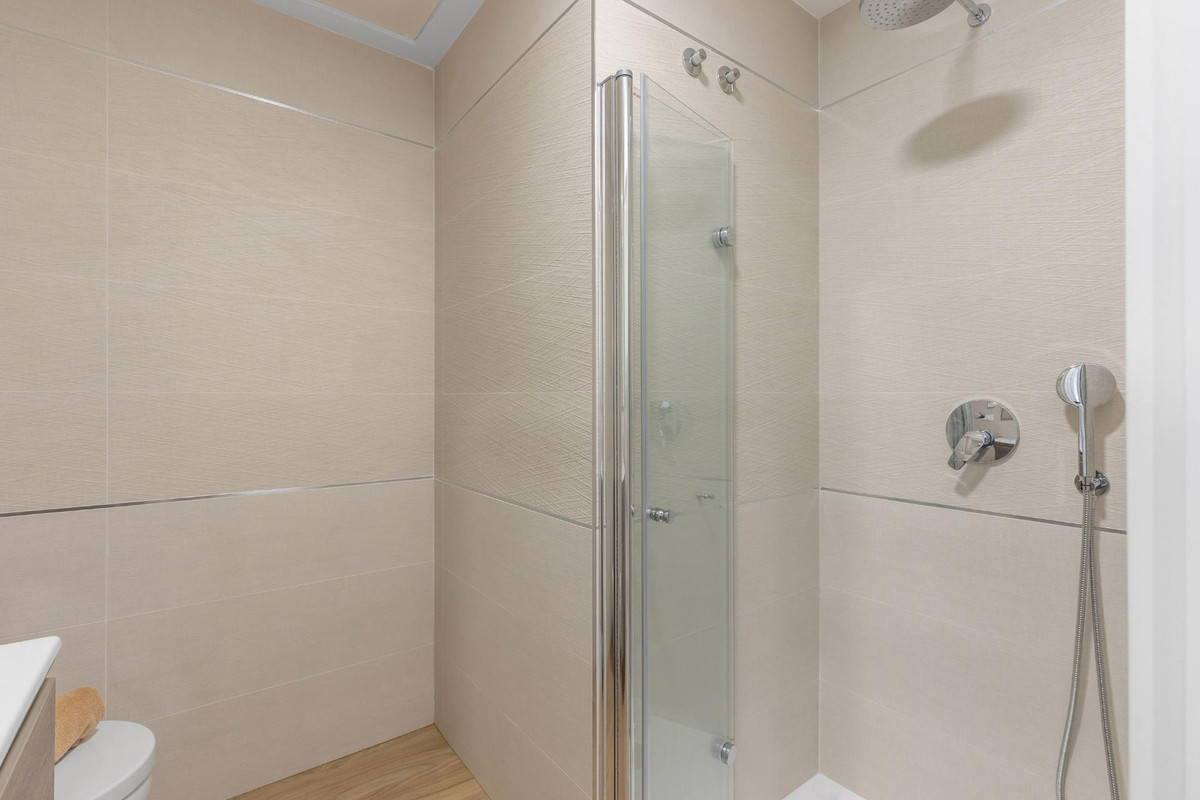 Se vende Ático de 2 dormitorios en Costa Blanca, Alicante, España