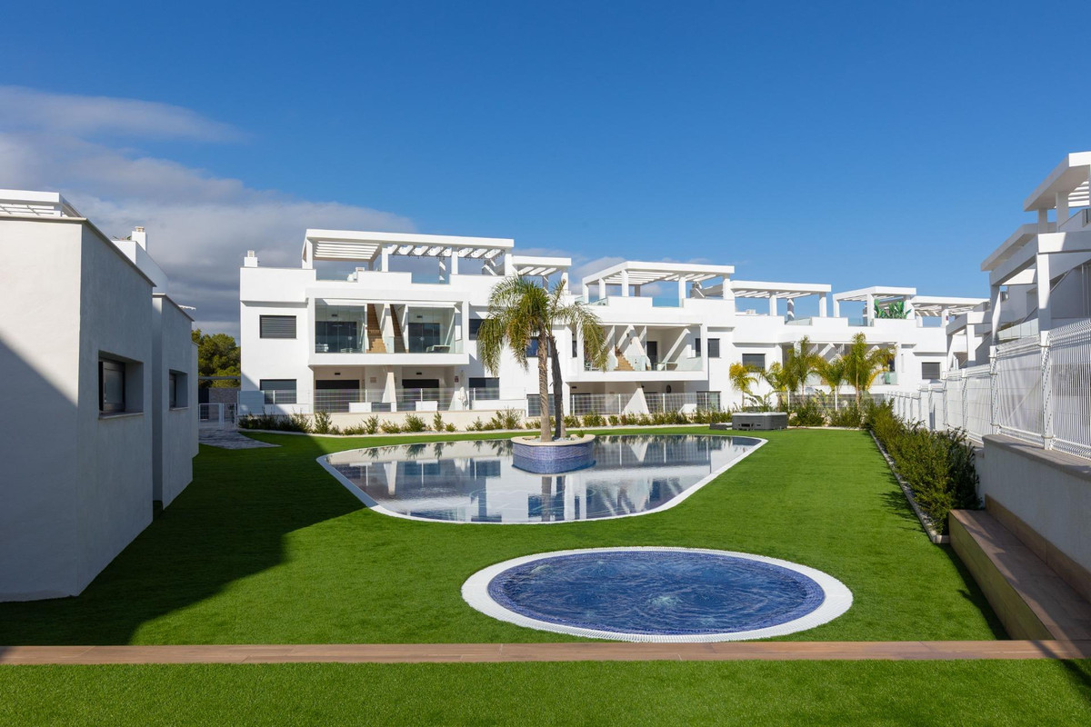 Se vende Ático de 2 dormitorios en Costa Blanca, Alicante, España