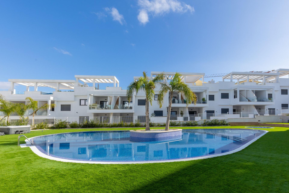 Se vende Ático de 2 dormitorios en Costa Blanca, Alicante, España