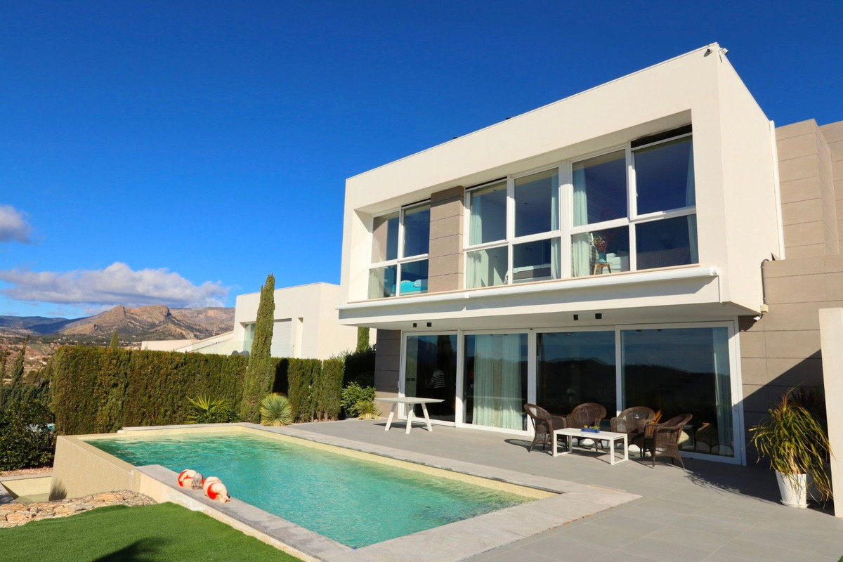 3 Bed Townhouse for sale in Finestrat Costa Blanca, Alicante, Spain