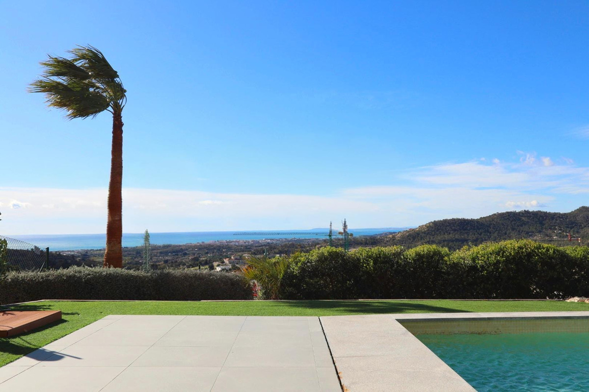 3 Bed Townhouse for sale in Finestrat Costa Blanca, Alicante, Spain