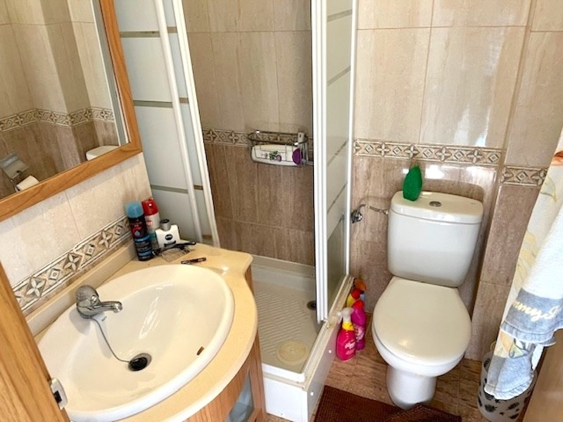Se vende Apartamento en Planta Última de 2 dormitorios en Costa Blanca, Alicante, España